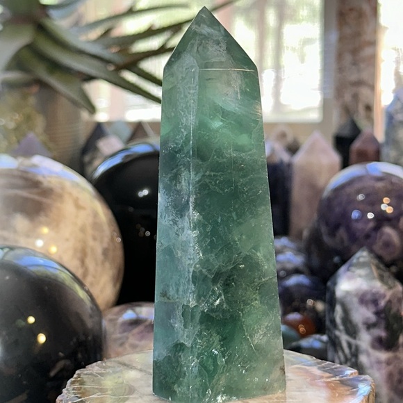 Green Fluorite Crystal Tower! - Picture 3 of 11